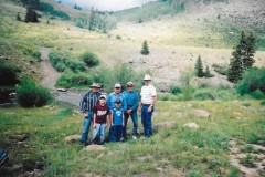 Gaylon-with-grandson-Dale-and-other-family